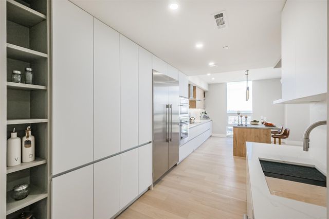 5100 San Felipe Street 363, Houston, TX 77056