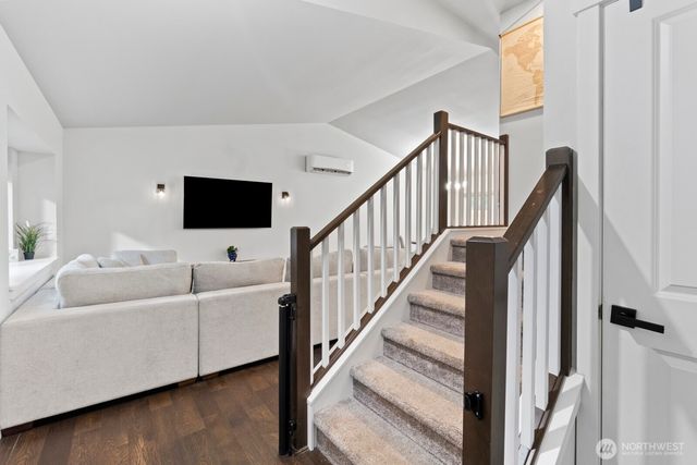 18204 E Clear Lake Boulevard SE, Yelm, WA 98597