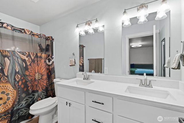 18204 E Clear Lake Boulevard SE, Yelm, WA 98597