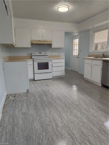 2036 Pope Road, Winston-salem, NC 27127