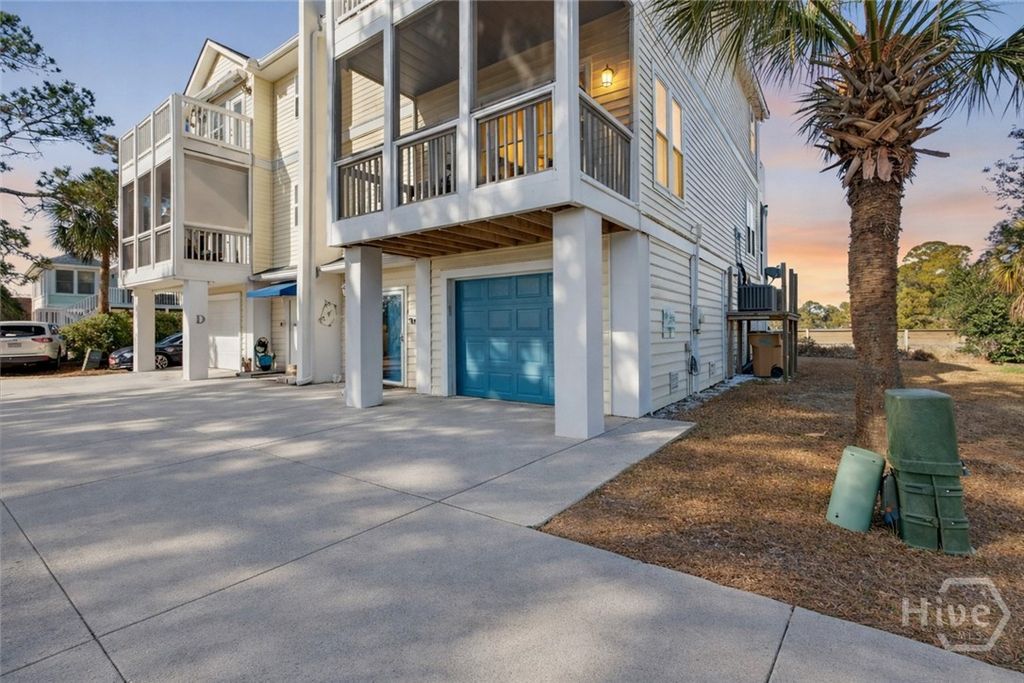145 S Campbell Avenue E, Tybee Island, GA 31328