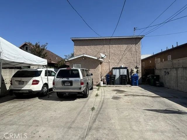 726 E 31st, Los Angeles, CA 90011