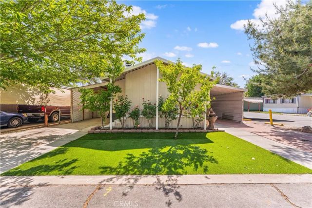 43850 20th East 261, Lancaster, CA 93535