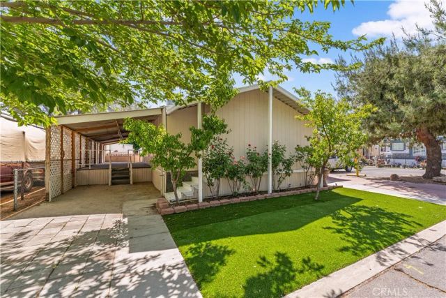 43850 20th East 261, Lancaster, CA 93535