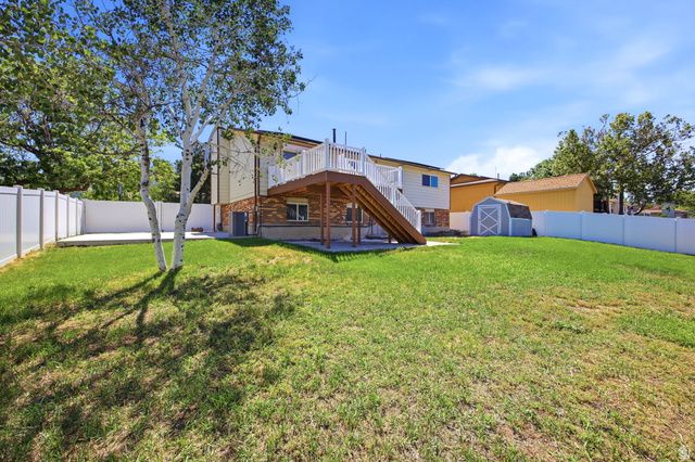 11042 S LINDON RD, Sandy, UT 84092