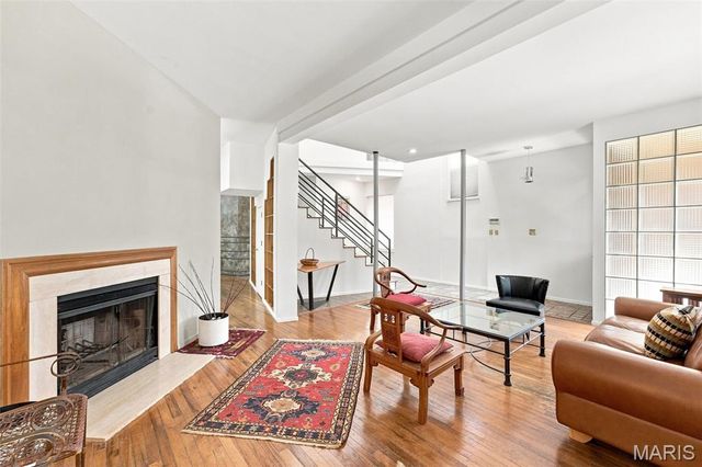 4469 Pershing Avenue, St Louis, MO 63108