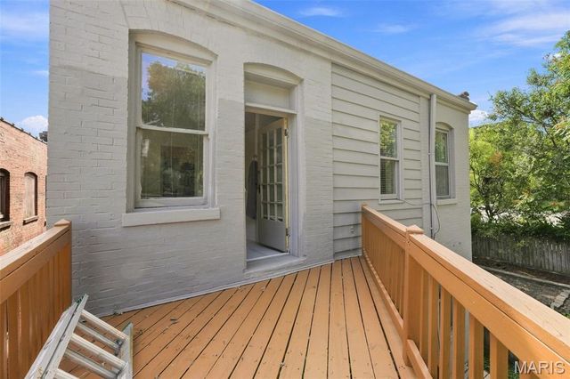 4469 Pershing Avenue, St Louis, MO 63108