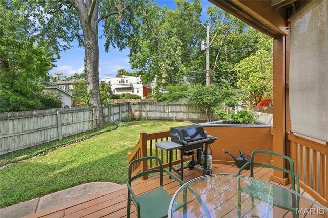 4469 Pershing Avenue, St Louis, MO 63108