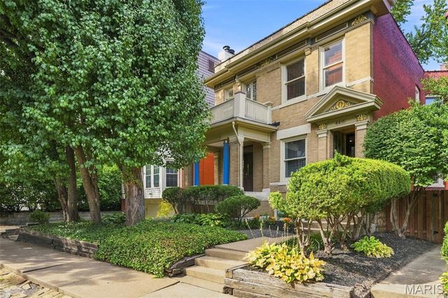 4469 Pershing Avenue, St Louis, MO 63108