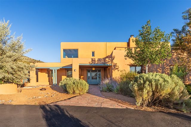 3869 Old Santa Fe Trail, Santa Fe, NM 87505