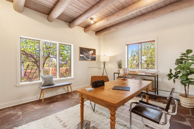 3869 Old Santa Fe Trail, Santa Fe, NM 87505