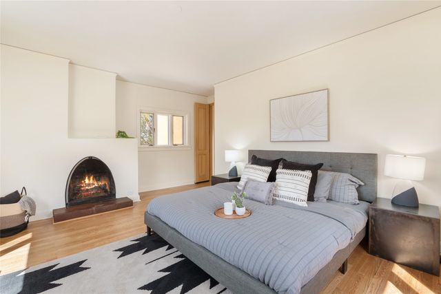 3869 Old Santa Fe Trail, Santa Fe, NM 87505
