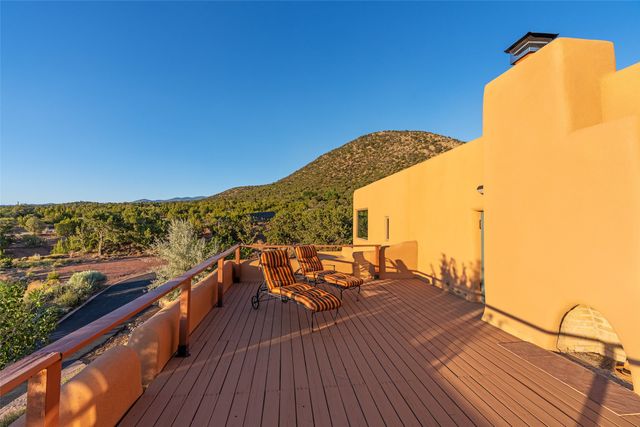 3869 Old Santa Fe Trail, Santa Fe, NM 87505