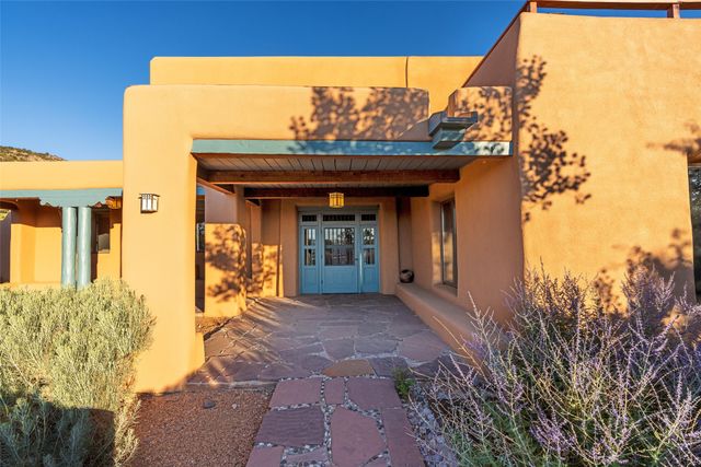 3869 Old Santa Fe Trail, Santa Fe, NM 87505