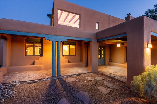 3869 Old Santa Fe Trail, Santa Fe, NM 87505