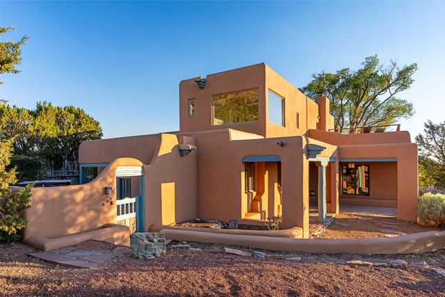 3869 Old Santa Fe Trail, Santa Fe, NM 87505