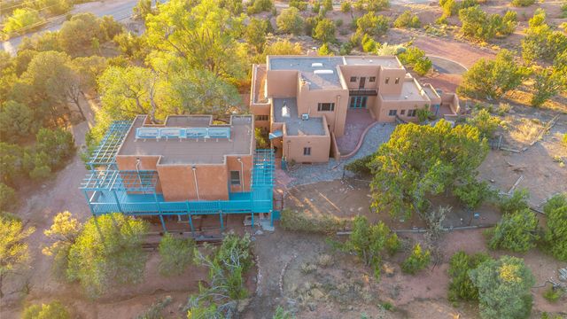 3869 Old Santa Fe Trail, Santa Fe, NM 87505