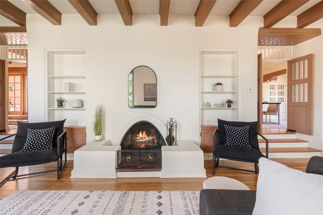 3869 Old Santa Fe Trail, Santa Fe, NM 87505