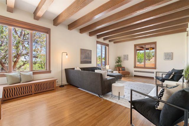 3869 Old Santa Fe Trail, Santa Fe, NM 87505