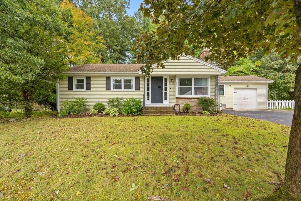 251 Pearl Street Ext., Attleboro, MA 02703
