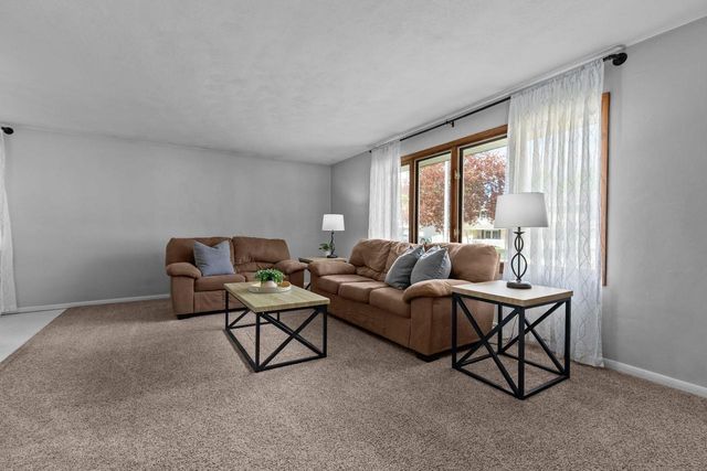 3300 N RANKIN STREET, Appleton, WI 54911