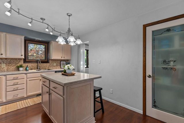 3300 N RANKIN STREET, Appleton, WI 54911