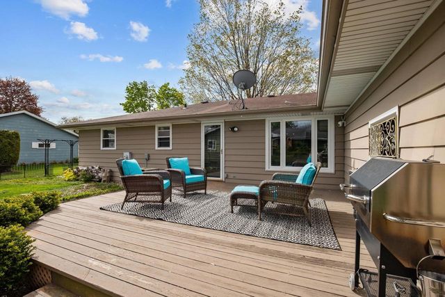 3300 N RANKIN STREET, Appleton, WI 54911