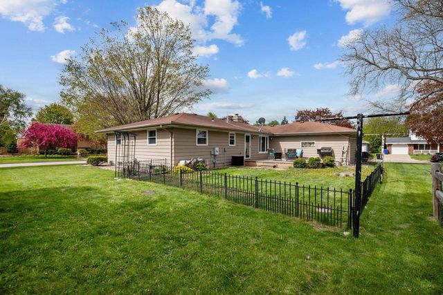 3300 N RANKIN STREET, Appleton, WI 54911