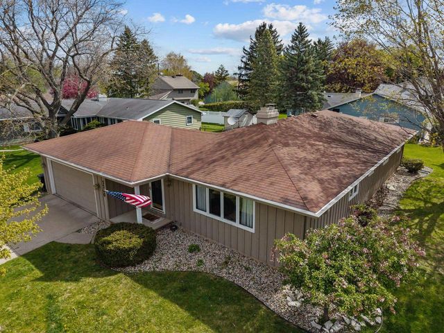 3300 N RANKIN STREET, Appleton, WI 54911