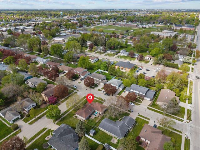 3300 N RANKIN STREET, Appleton, WI 54911