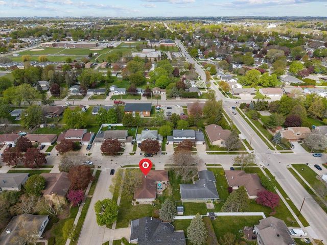3300 N RANKIN STREET, Appleton, WI 54911