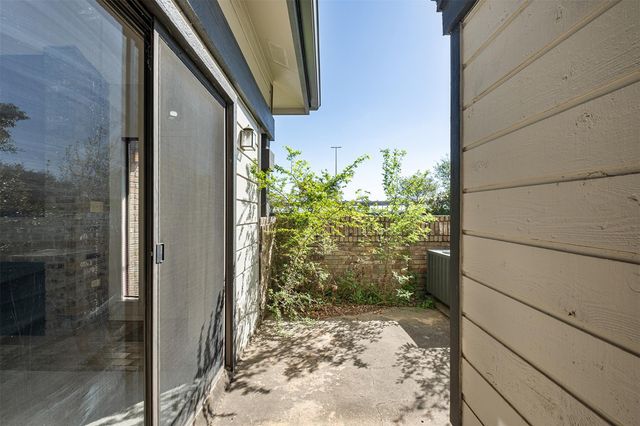 1748 Ohlen RD 16, Austin, TX 78757