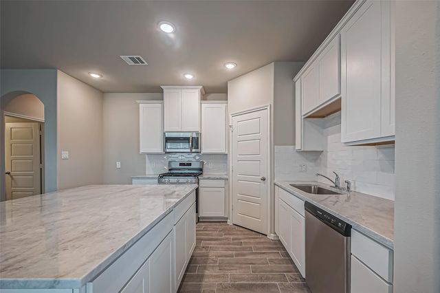 2224 Manila Lane, Texas City, TX 77568