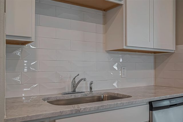 2224 Manila Lane, Texas City, TX 77568