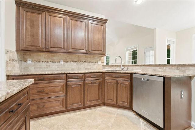 2420 Sawtooth Oak Drive, Lawrenceville, GA 30043
