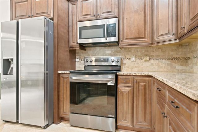 2420 Sawtooth Oak Drive, Lawrenceville, GA 30043