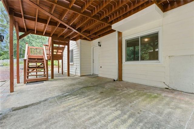 2420 Sawtooth Oak Drive, Lawrenceville, GA 30043
