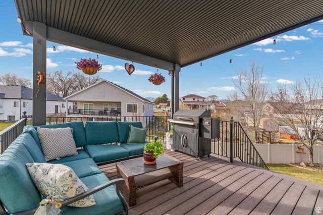 11942 S WATERHOUSE CT, Riverton, UT 84065