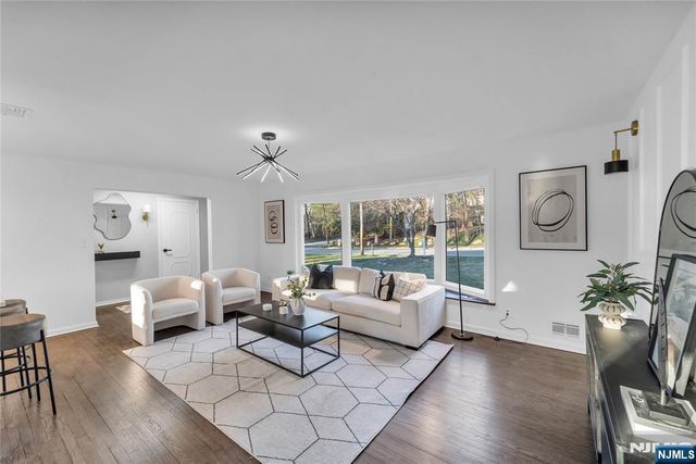1011 Washington Avenue, Old Tappan, NJ 07675