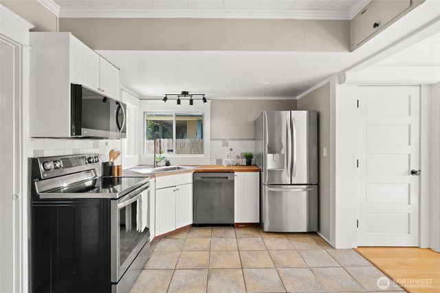 3016 S 11th Street, Tacoma, WA 98405