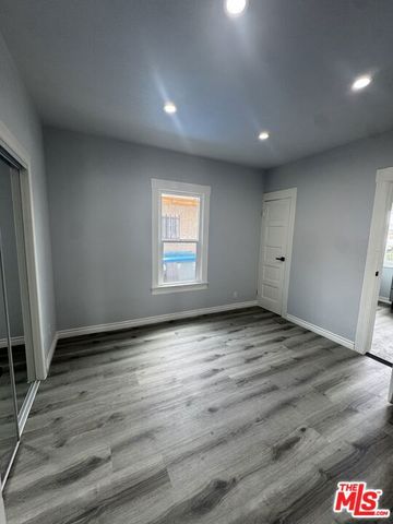 136 W 43rd Place, Los Angeles, CA 90037