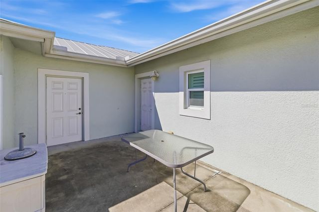 1983 FORKED CREEK DRIVE, Englewood, FL 34223