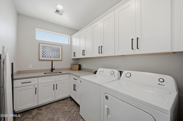 3732 N 68TH Street, Scottsdale, AZ 85251