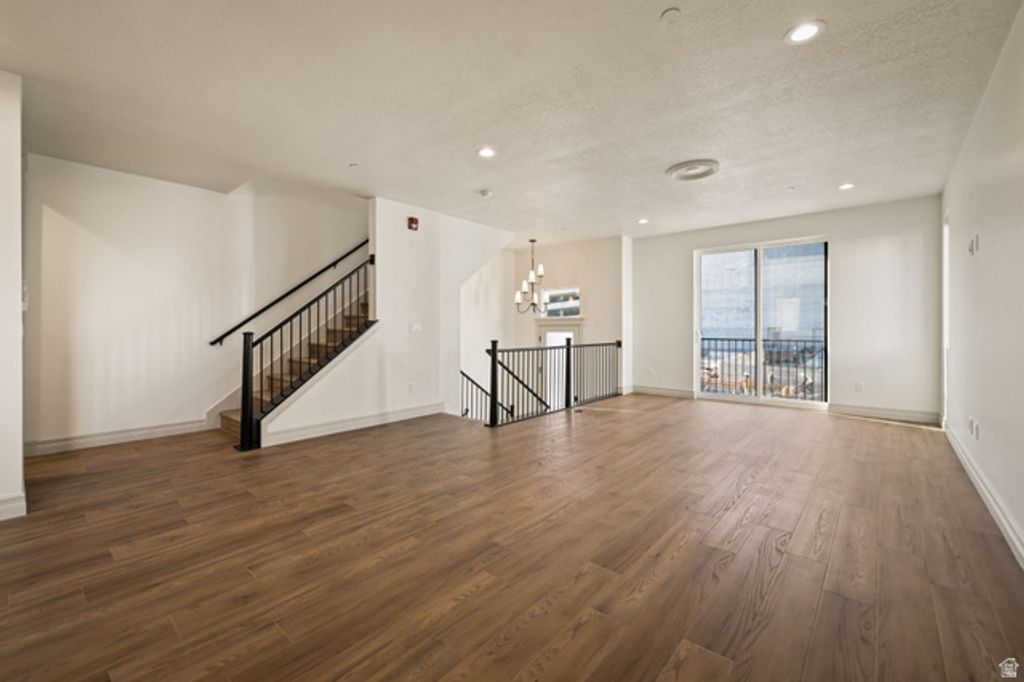 Image 5 of property listing at 443 W 400 N #201, Salt Lake City, UT 84103