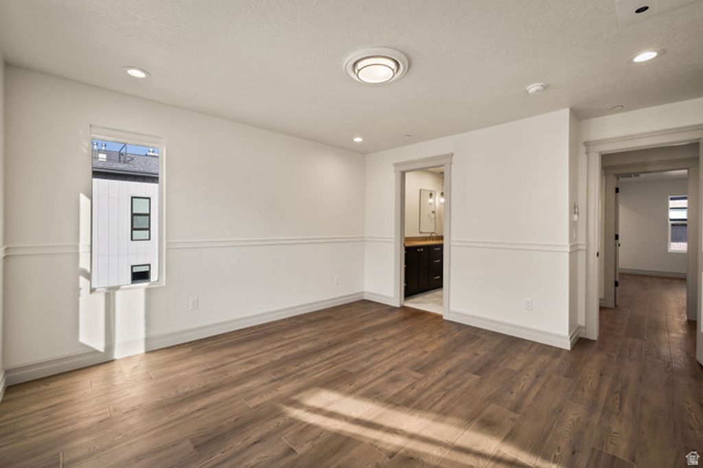 Image 8 of property listing at 443 W 400 N #201, Salt Lake City, UT 84103