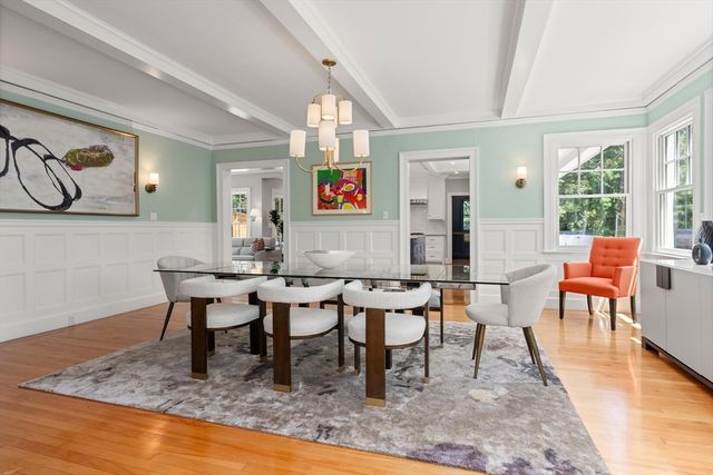10 Burnham Rd, Newton, MA 02465