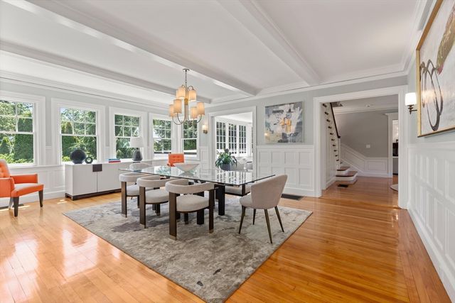 10 Burnham Rd, Newton, MA 02465