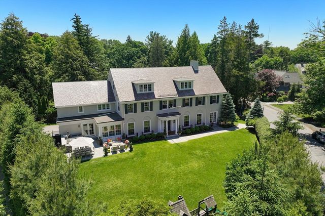 10 Burnham Rd, Newton, MA 02465