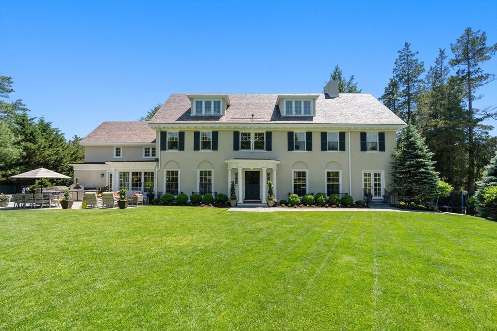 10 Burnham Rd, Newton, MA 02465