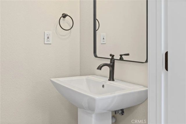8391 Amapoa, Atascadero, CA 93422